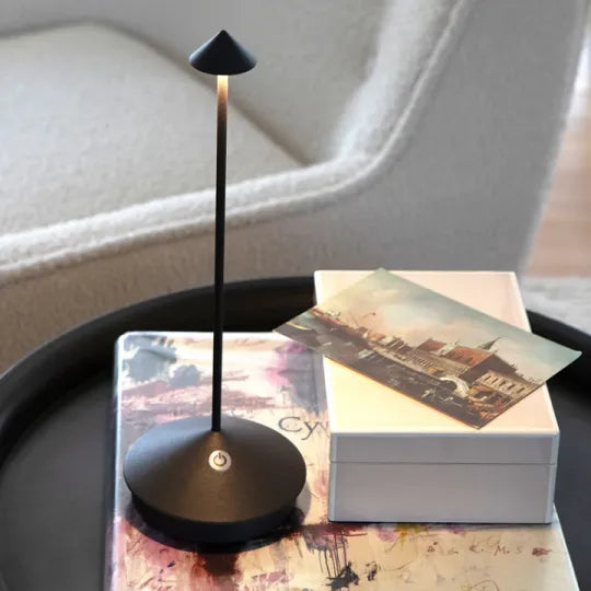 Élantra | Trådløs LED Bordlampe Minimalistisk