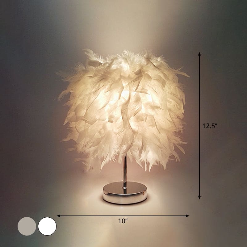 Celestia | Fjer Bordlampe Dame