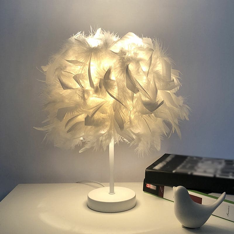 Celestia | Fjer Bordlampe Dame