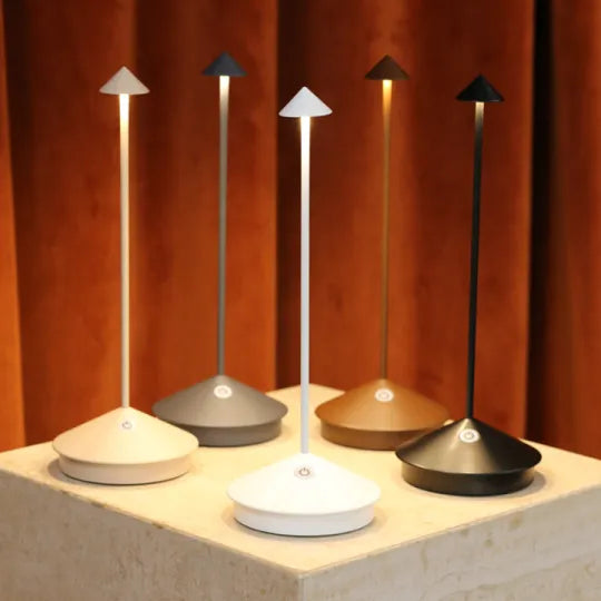 Élantra | Trådløs LED Bordlampe Minimalistisk