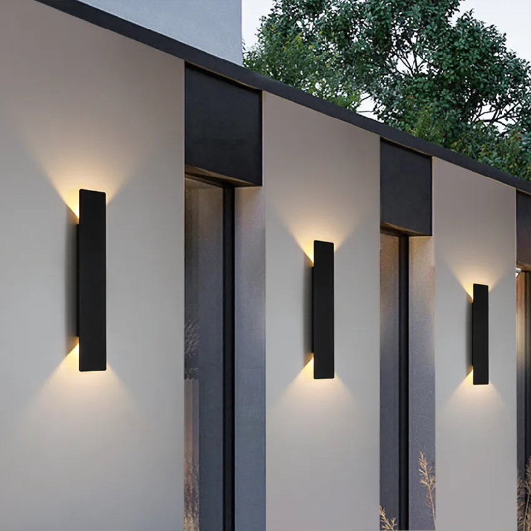 Luminex | Vertikal Væglampe Udendørs med LED