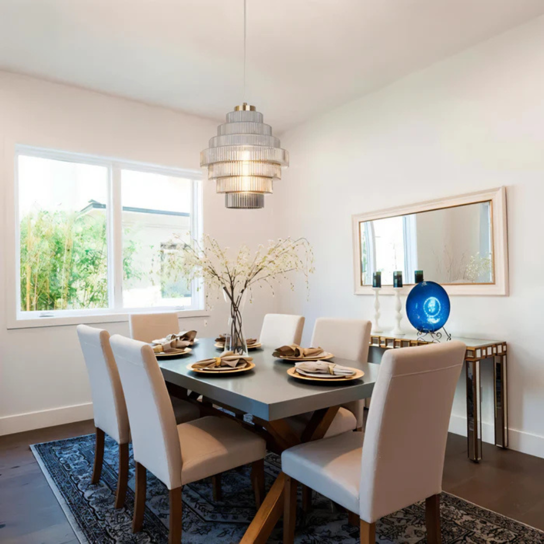 Liora | Lagdelt Loftlampe med Riflet Glas & Messing