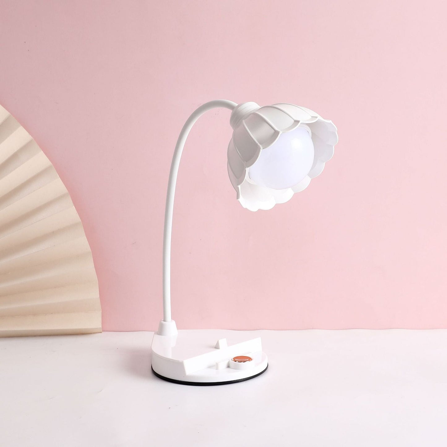 Florina | Fleksibel LED Skrivebordslampe med USB