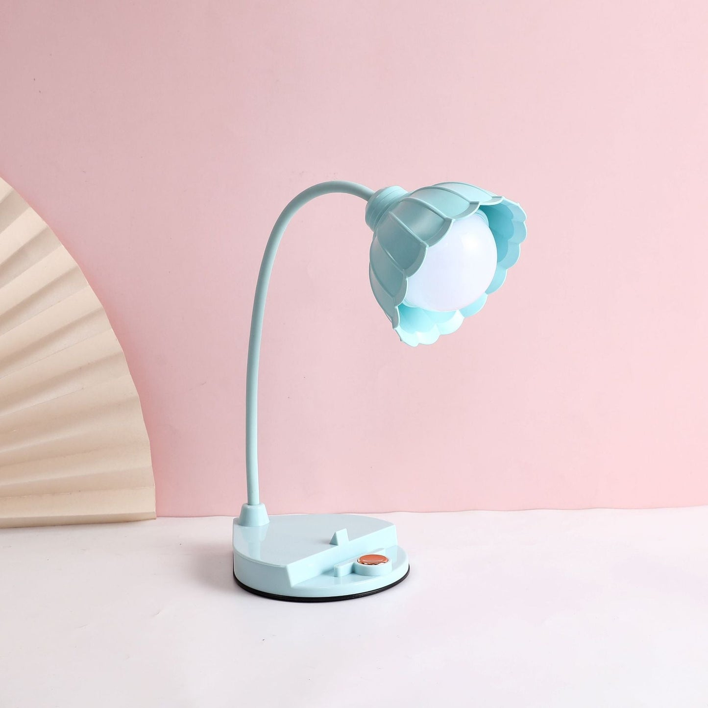 Florina | Fleksibel LED Skrivebordslampe med USB