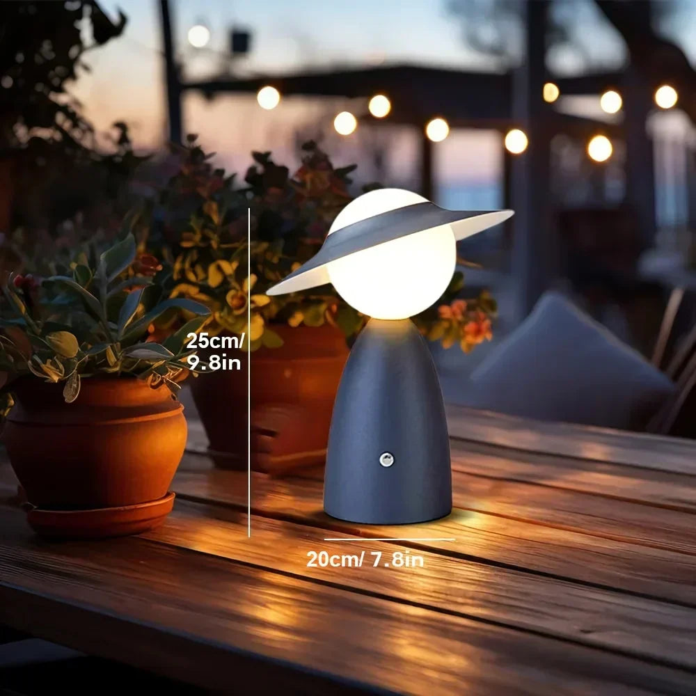 Lumello | LED Bordlampe med Hatformet Skærm