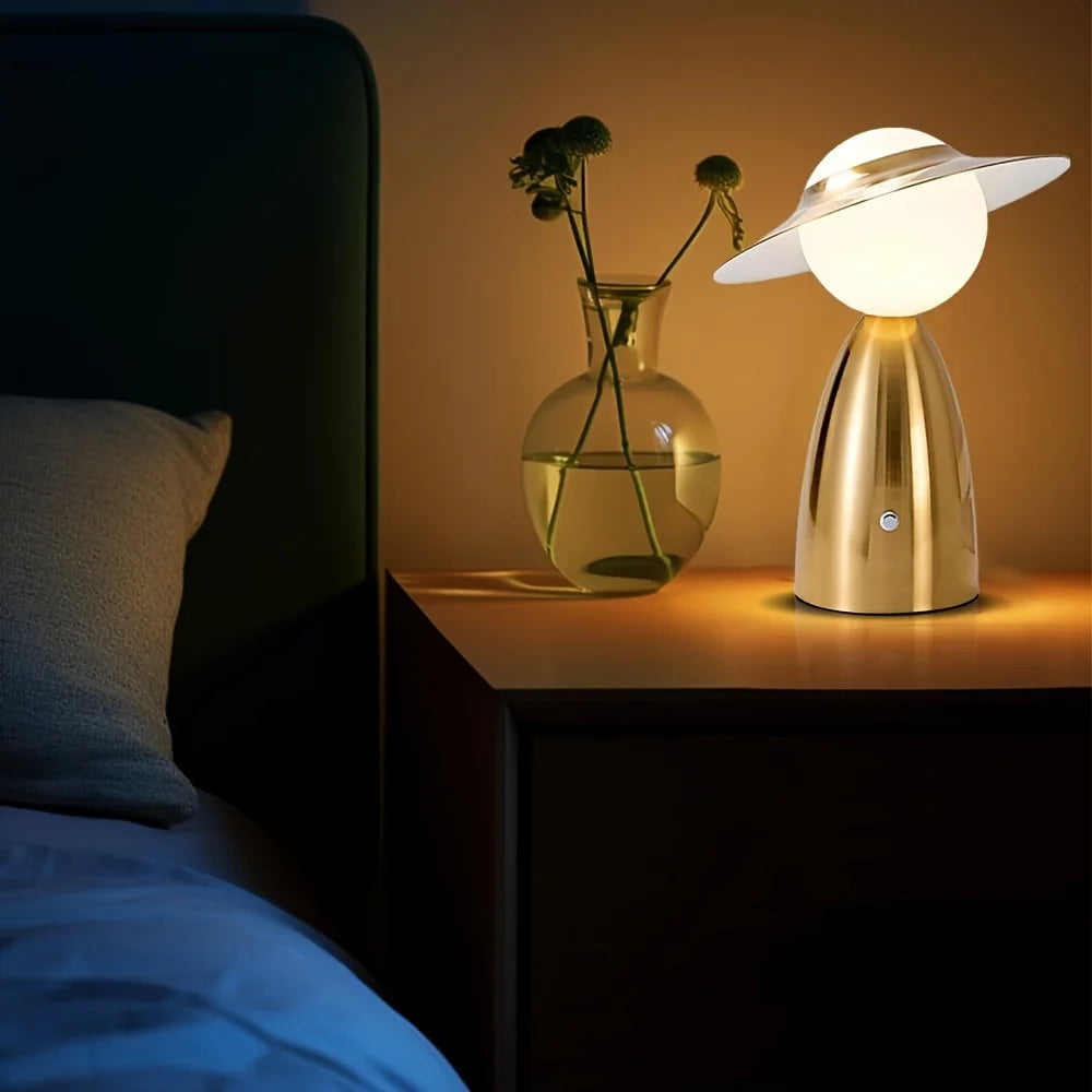 Lumello | LED Bordlampe med Hatformet Skærm