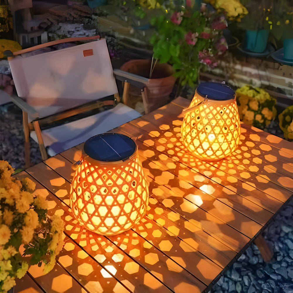 SolLjus | Solcellelanterne med Rattanlook