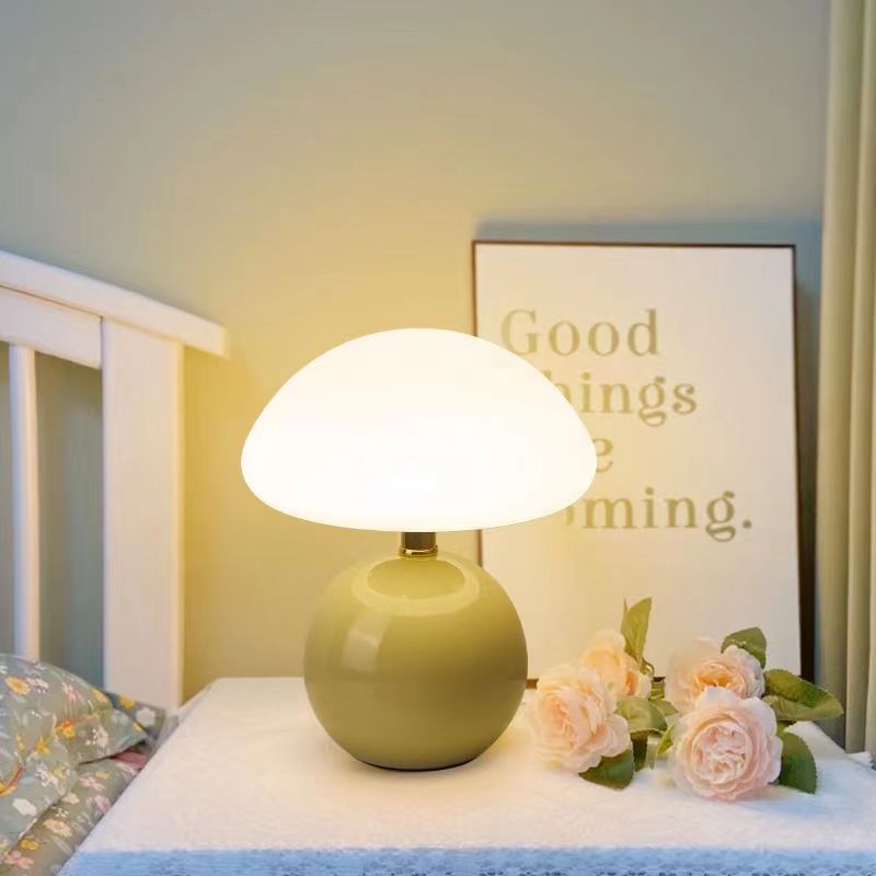 Elowen | Svamp Bordlampe LED