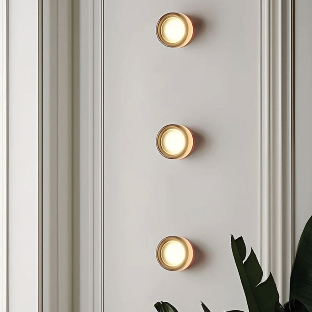 Lunera | Rund Væglampe med LED Guldfinish