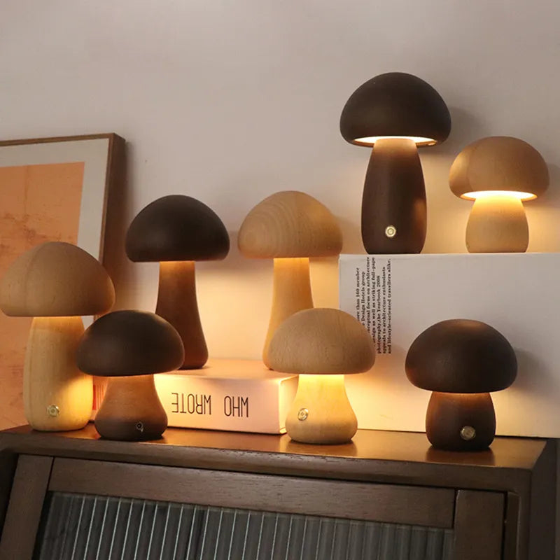 MushLume | Træ LED Bordlampe
