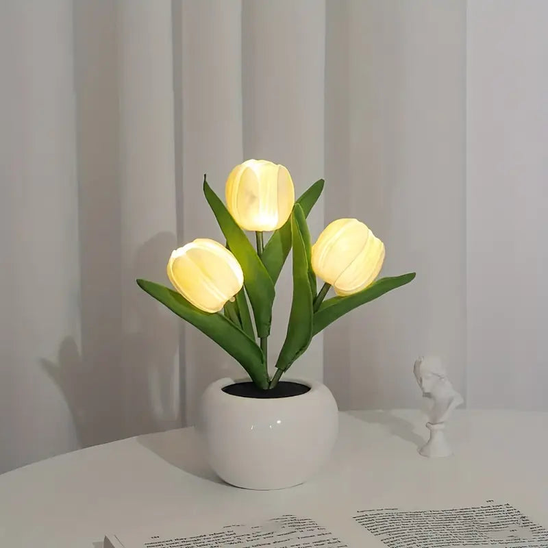 Tulumi | LED Tulipan Natlampe i Krukke