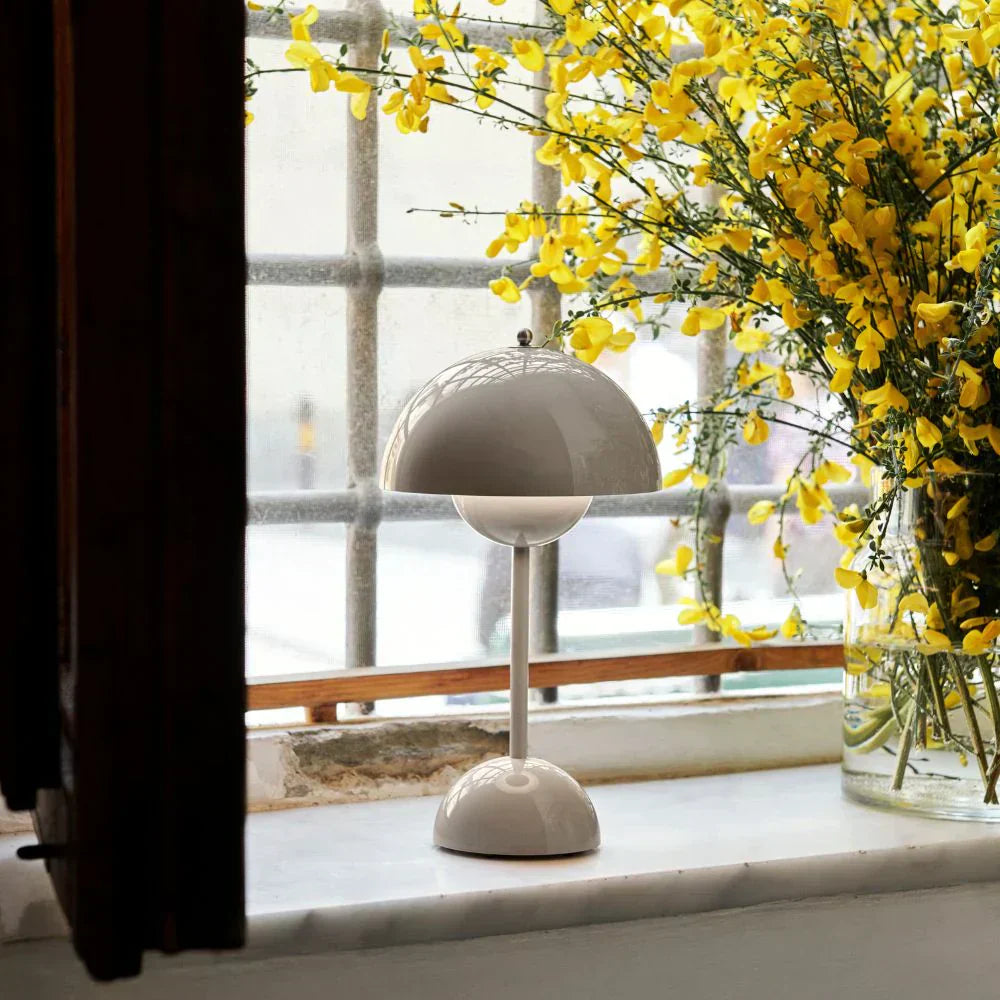 Lunari | Genopladelig LED Svampelampe Minimalistisk