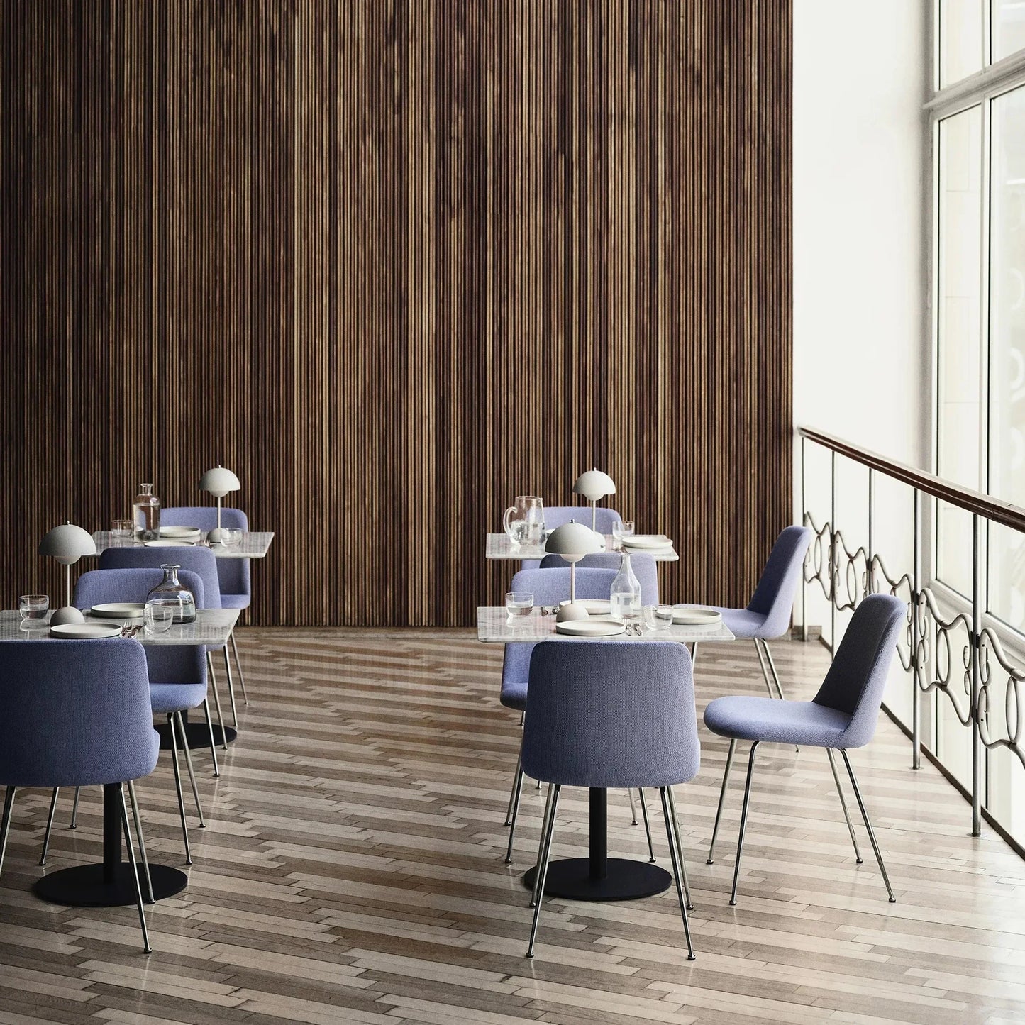 Lunari | Genopladelig LED Svampelampe Minimalistisk