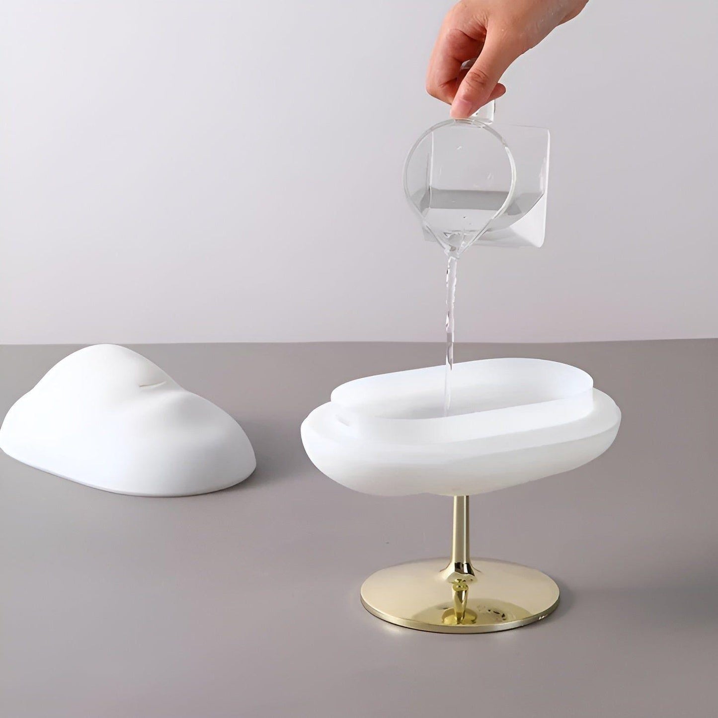 Auralyn | Skyformet Aromalampe med Diffuser