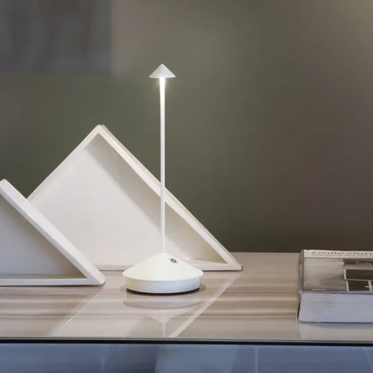 Élantra | Trådløs LED Bordlampe Minimalistisk
