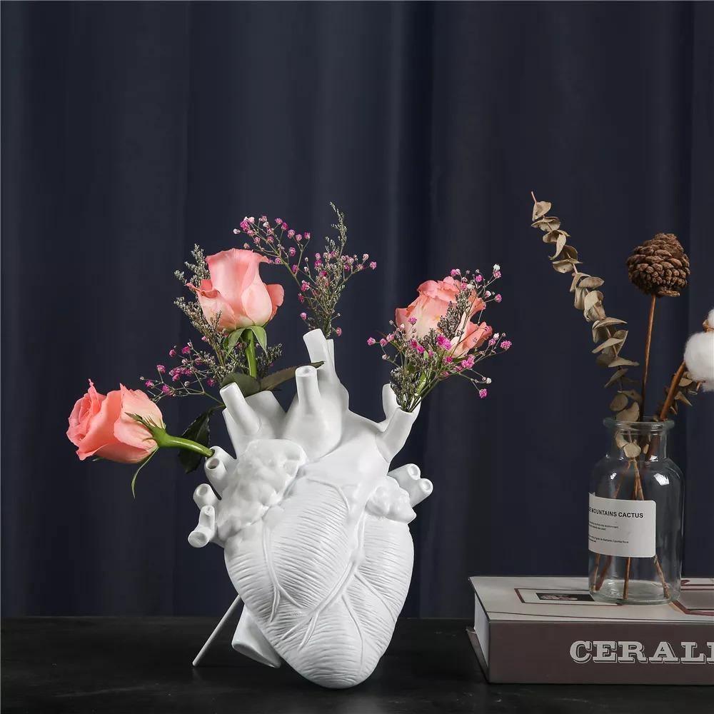 Cardiora | Vase i Anatomisk Hjertedesign