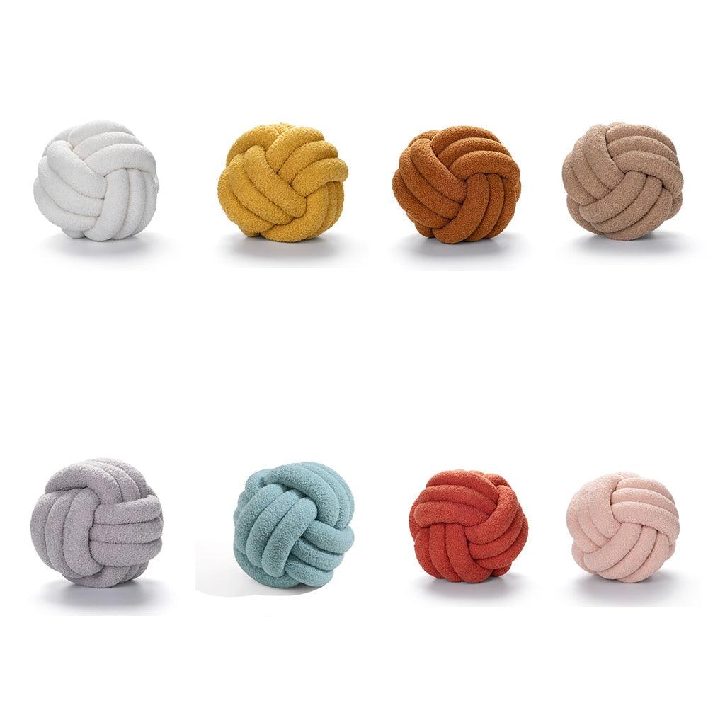Knotello | Pude Knude i Bouclé & Fleece