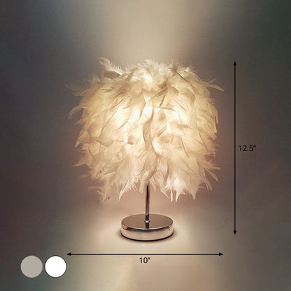 Celestia | Fjer Bordlampe Dame