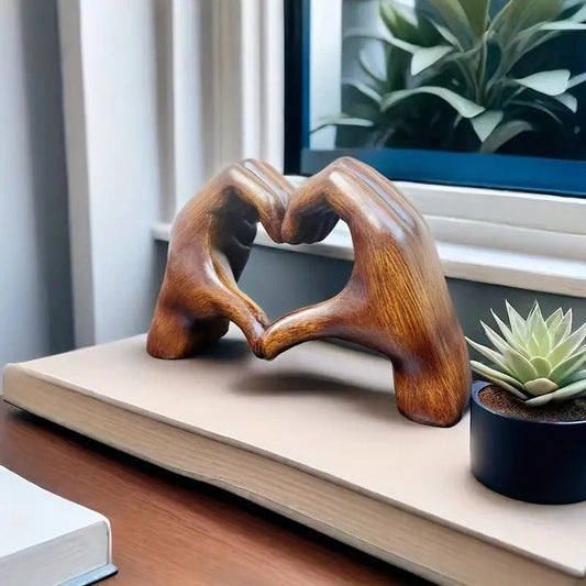Amorillo | Træhænder i Hjerteform Skulptur