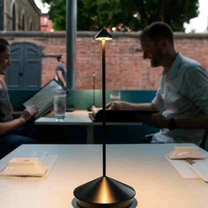 Lumeo | Dæmpbar LED Bordlampe