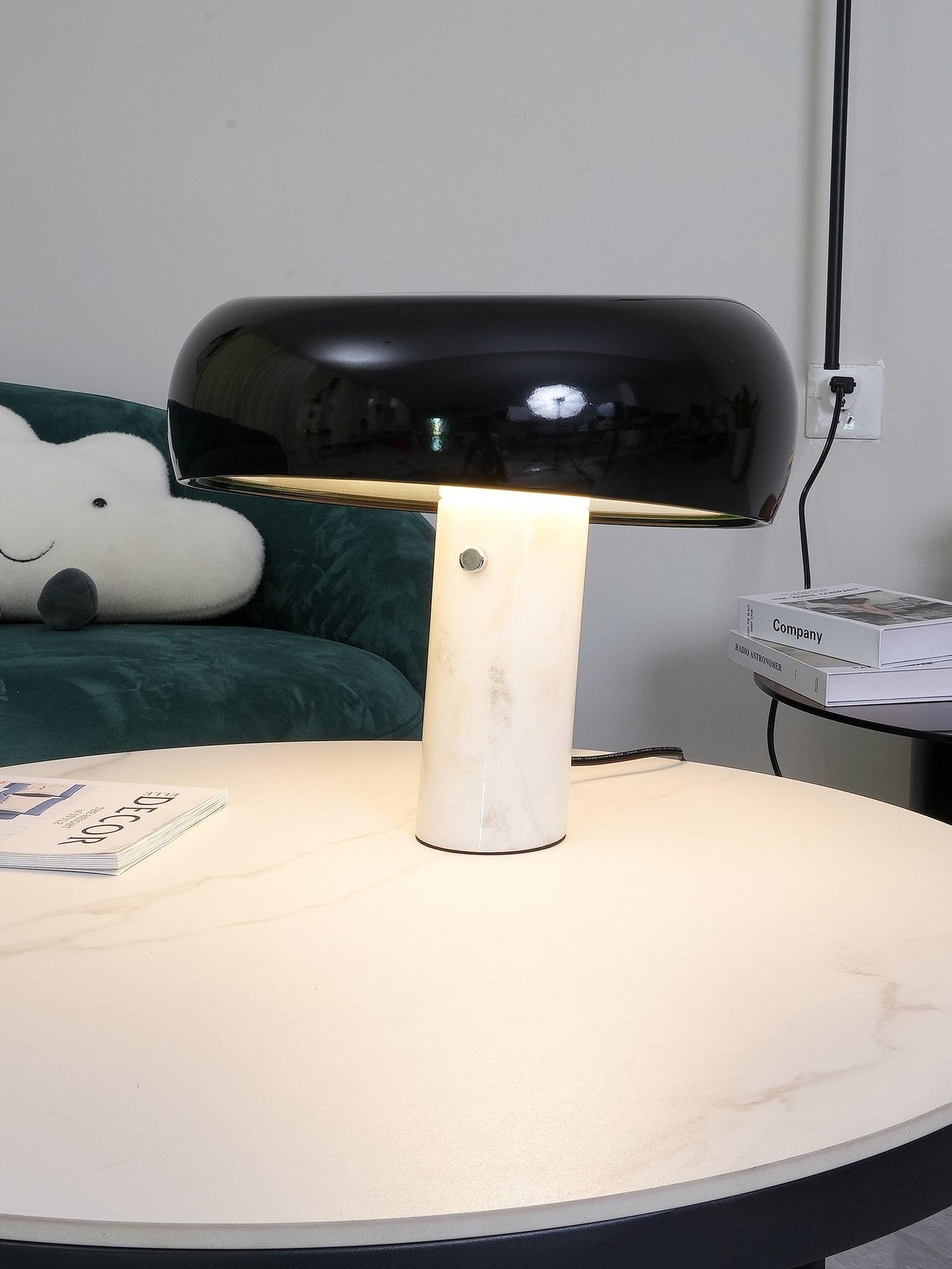 Noira | Design Bordlampe i Marmorlook