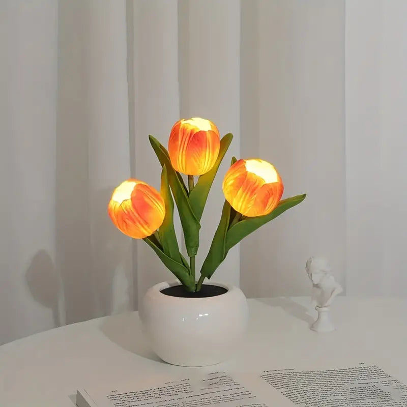 Tulumi | LED Tulipan Natlampe i Krukke