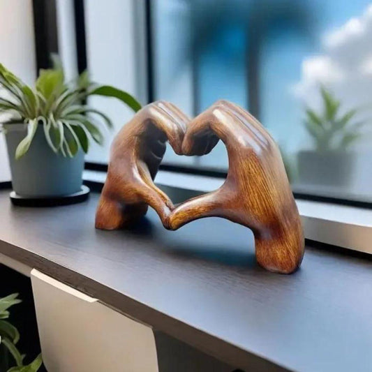Corvian | Dekorativ Skulptur Med Hænder
