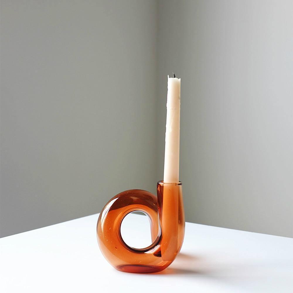 Curvala | Skulpturel Glasvase i Bøjet Design