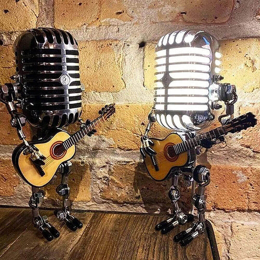 Strummo | Mikrofonbordslampe med Guitar i Industristil